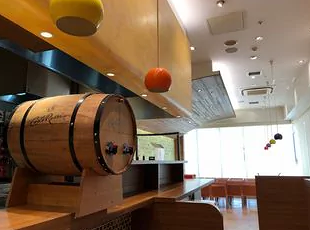 バル＆レストラン アゴーラの画像