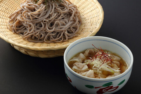 肉つけ蕎麦　らー油蕎麦　よろず屋の画像