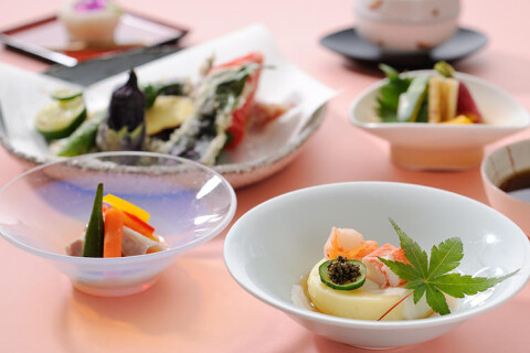 ヒルデモア三渓園の画像