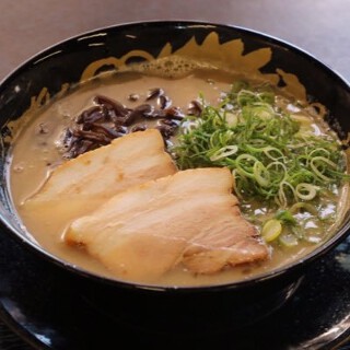 博多豚骨ラーメン　暁商店　日永店の画像