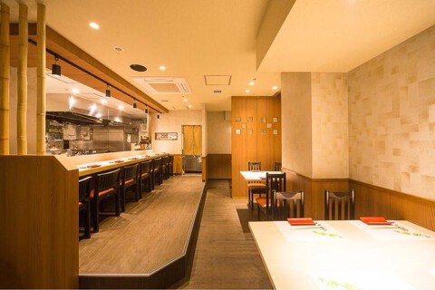 カジュアル割烹 八寸　 札幌すすきのの画像
