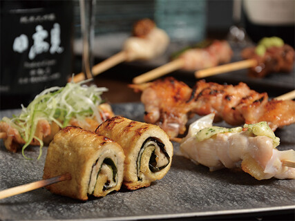 カウンター10席・個室2部屋のみの新店舗の画像