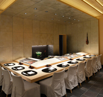 鮨以とう　一貫の画像