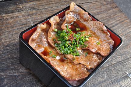 豚重専門店　新富の画像