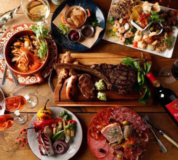 SPANISH LOUNGE PARADORの画像