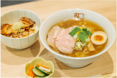 羽田産直館の画像