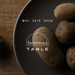 ファームステッドテーブルの画像