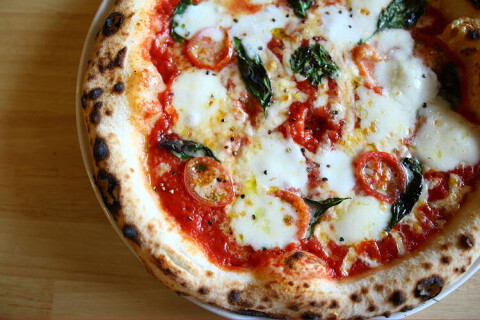 Pizzeria NICOLA 六甲店の画像
