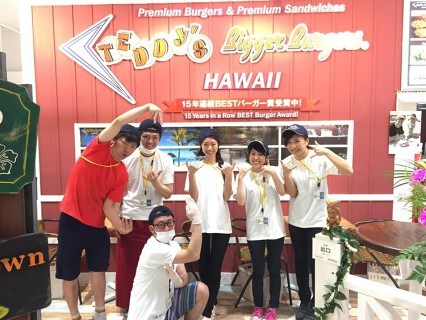 テディーズビガーバーガー 横浜みなとみらいワールドポーターズ店の画像