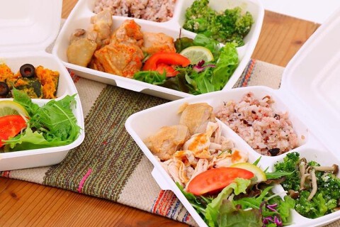 チキンワークス白金　西新宿店の画像