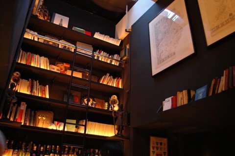 Library Lounge THESE テーゼの画像