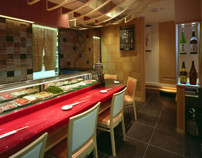 すし鷹の羽の画像