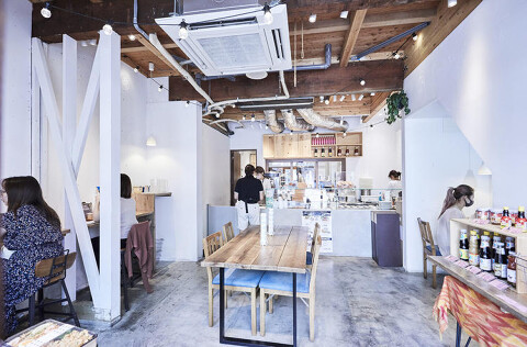 魯肉飯と麻辣麺　アタマコンクリの画像