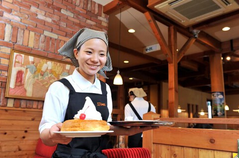 コメダ珈琲店 稲沢駅東店の画像