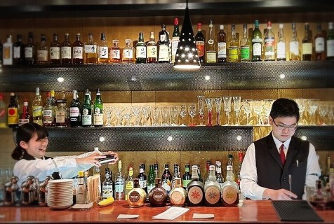 BAR　八月の鯨の画像