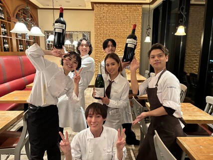 LA BODEGA グランフロント大阪店の画像