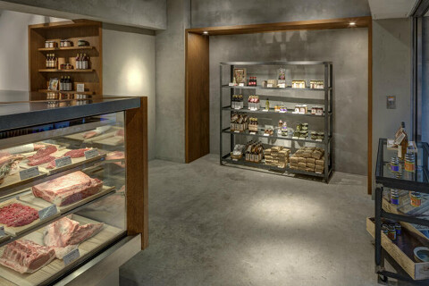 小石川中勢以の画像