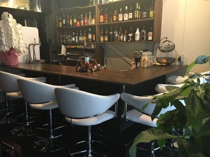 カフェ＆バー　KiWiの画像