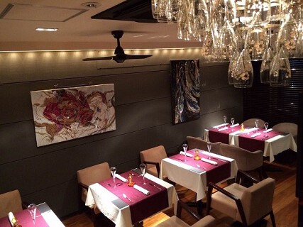 RRR LOUNGEの画像