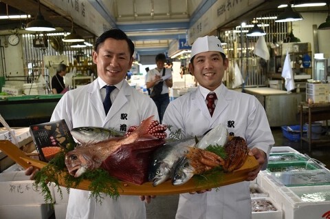 市場食堂えきまえ屋  元町店の画像