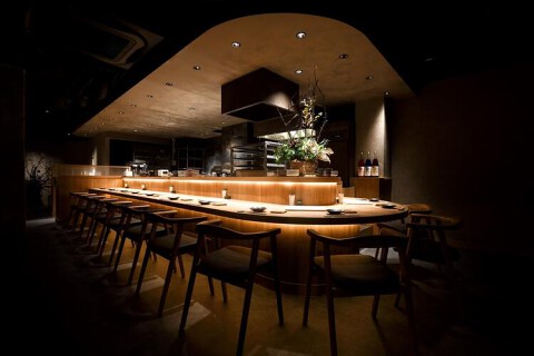 串と小皿だいえんの画像