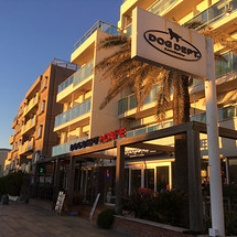 DOG DEPT + CAFE 湘南江ノ島店の画像