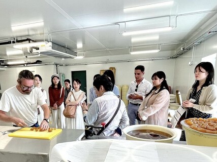 Ｗ．ボレロ(ドゥブルベ・ボレロ)の画像