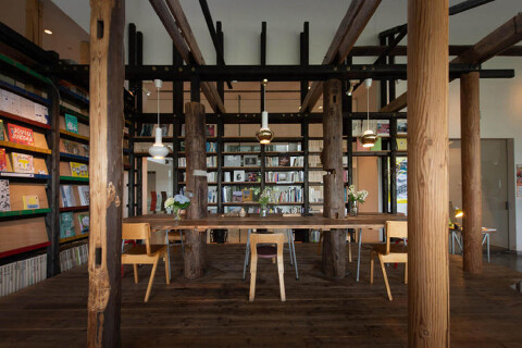 BRING BOOK STOREの画像