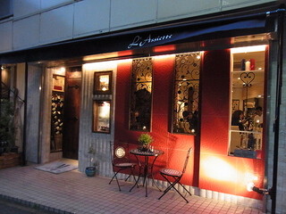 L'assiette Mの画像