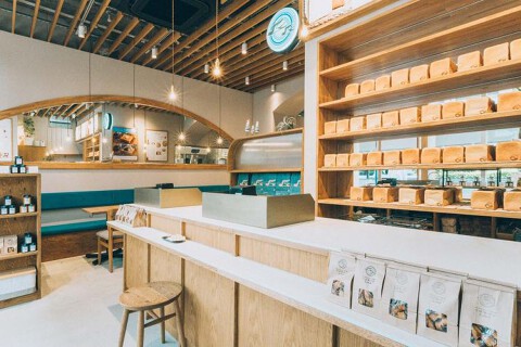 天然酵母の食パン専門店 つばめパン＆Milk 名駅店の画像