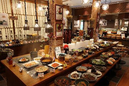 お茶の水ホテルジュラク　あけびの実の画像