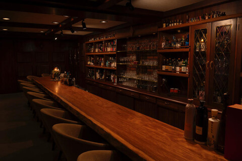 BAR AUGUSTA LUXの画像