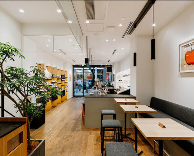 RETHINK CAFE NAMBAの画像