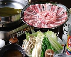 沖縄紅豚あぐー専門店 もも　大阪店の画像