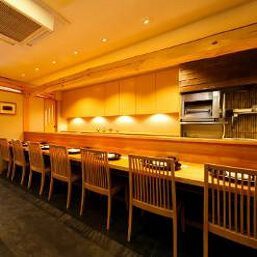 御苑前 せお の画像