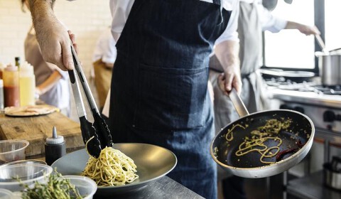 綾瀬 ワインバル八十郎商店の画像