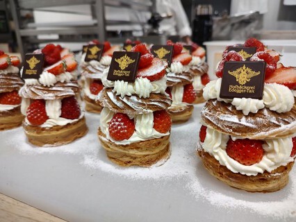 ホーフベッカライ　エーデッガータックスの画像