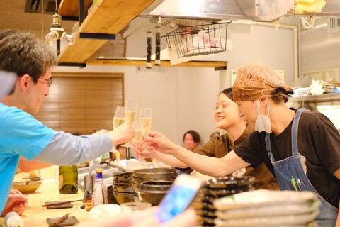 高架下酒場 てらすの画像