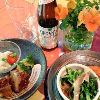 クレヨンハウス　レストラン・広場の画像