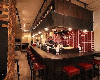 上尾ワインバル ラベラの画像