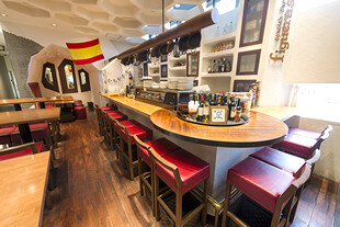 figueras  スバコ・ジェイアール京都伊勢丹の画像