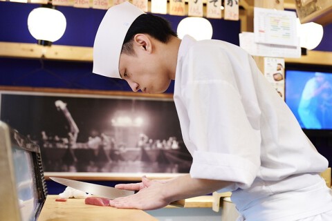 立ち寿司横丁 新宿西口店の画像