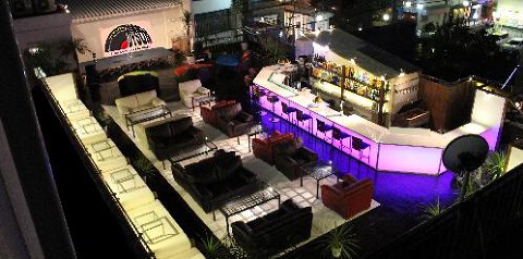 Get away Bar DYSONの画像