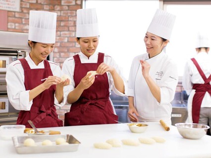 東海調理製菓専門学校                                		の画像