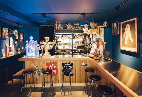 GOD BARの画像