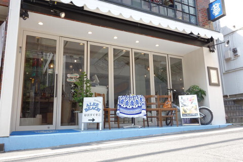 ALEE BEACHの画像