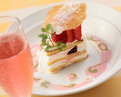 元町代官坂DF&TABLE の画像