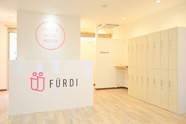 FURDI 千歳烏山店 フィットネスジムの内装・外観画像
