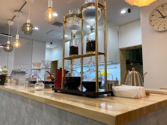 ヤツカフェ カフェの内装・外観画像