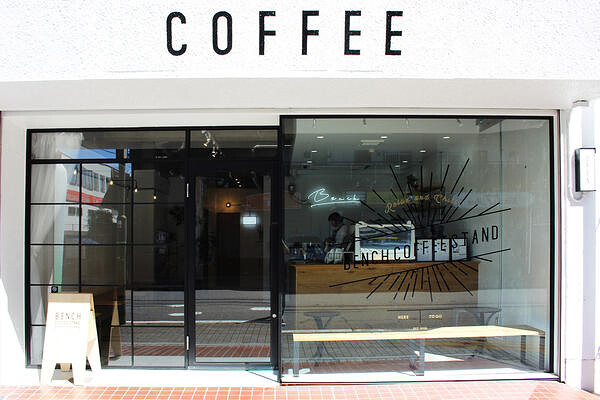 BENCH COFFEE STAND コーヒースタンドの内装・外観画像